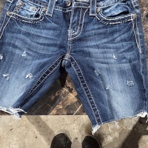 Miss Me Shorts Size 26